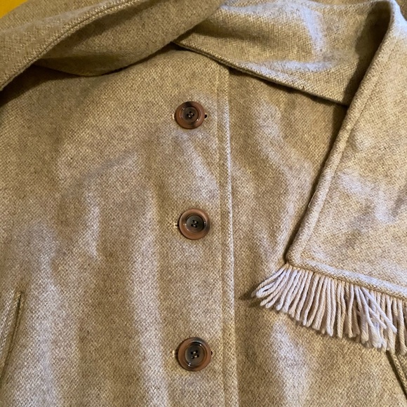 Vintage Holly Heather by Alorna Poncho - Picture 6 of 6